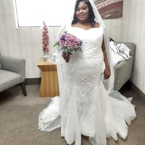 Elegant White Wedding Dress